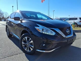 2017 Nissan Murano with Magnetic Black Metallic Exterior