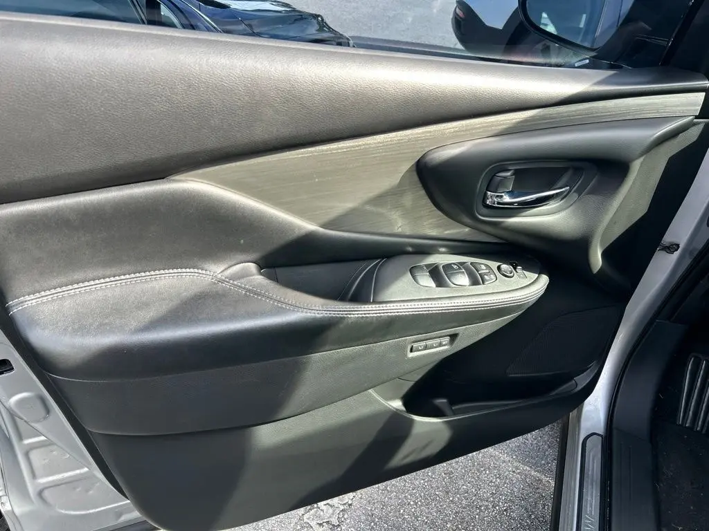 2016 Nissan Murano - $9,943