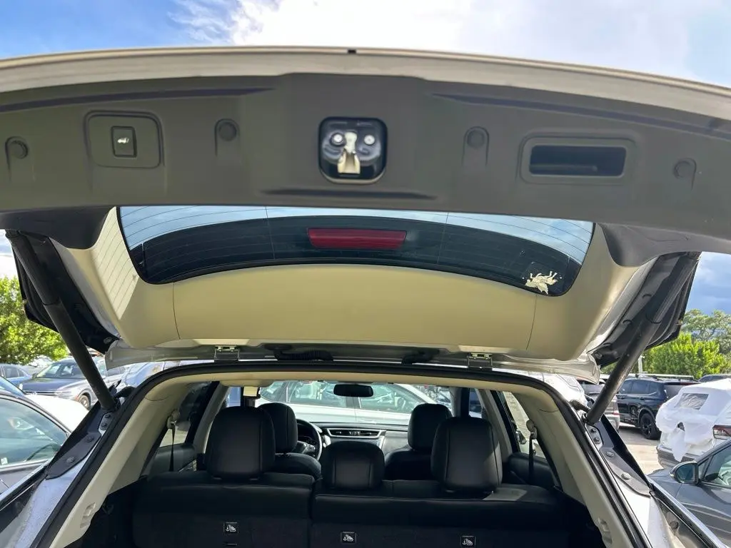 2016 Nissan Murano - $9,943