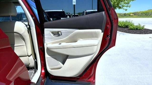 2017 Nissan Murano Platinum