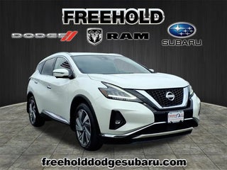2019 Nissan Murano with Pearl White Tricoat Exterior