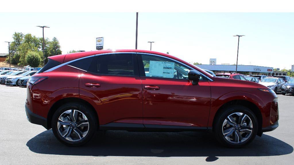 2025 Nissan Murano SV