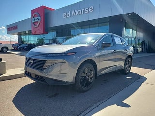 2025 Nissan Murano with Gun Metallic Exterior