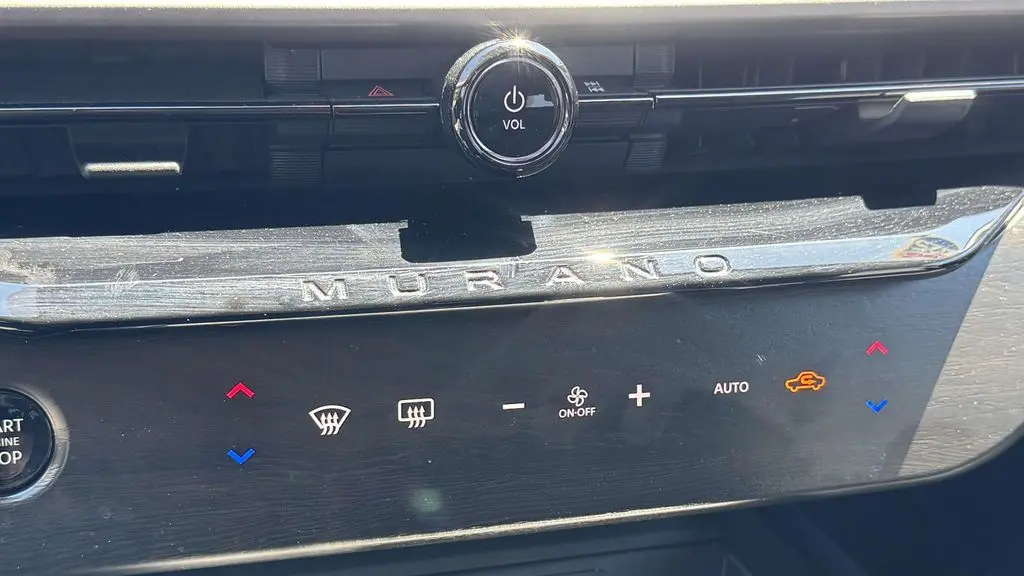 2025 Nissan Murano SV