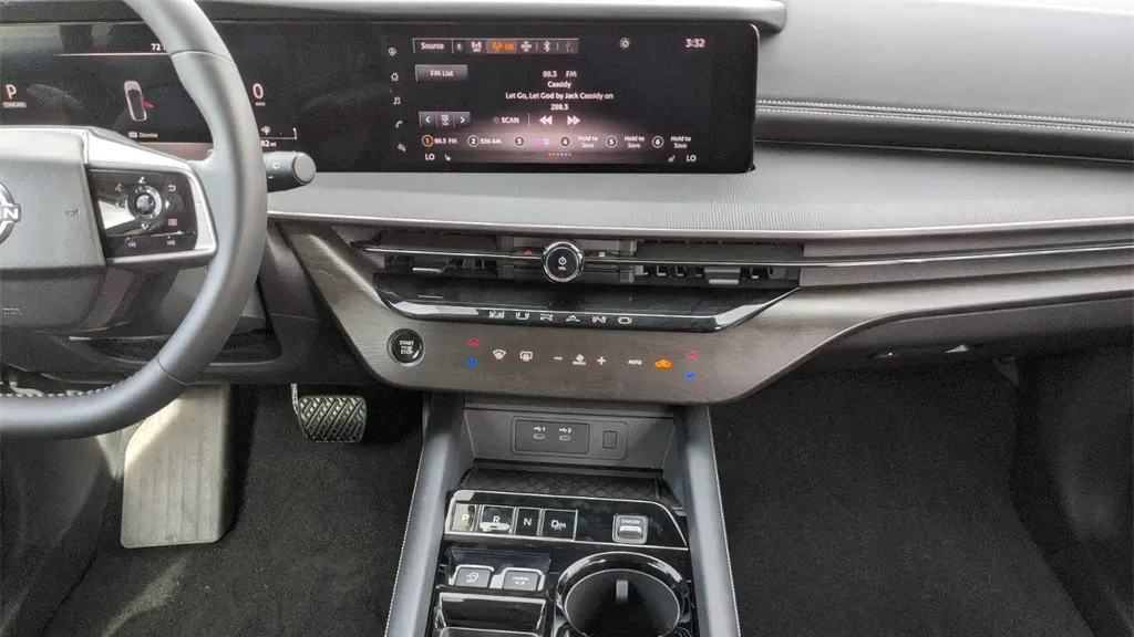 2025 Nissan Murano SV
