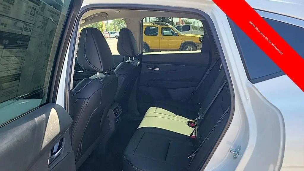 2025 Nissan Murano SV