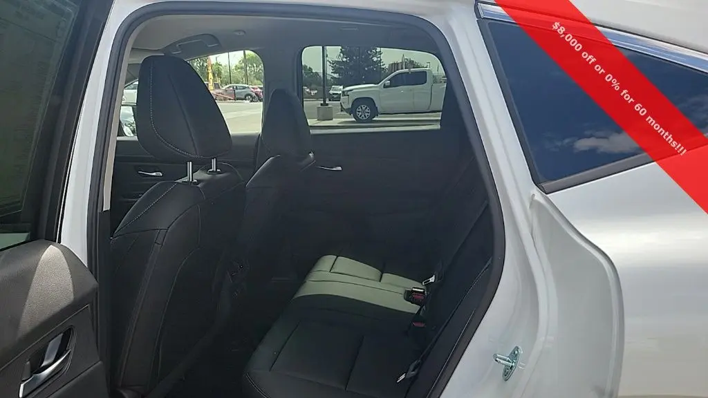 2025 Nissan Murano SV