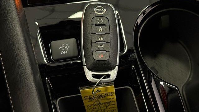 2025 Nissan Murano SV