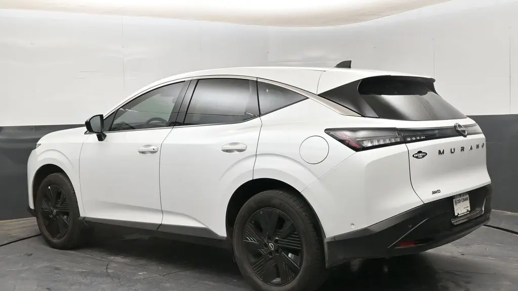 2025 Nissan Murano SV