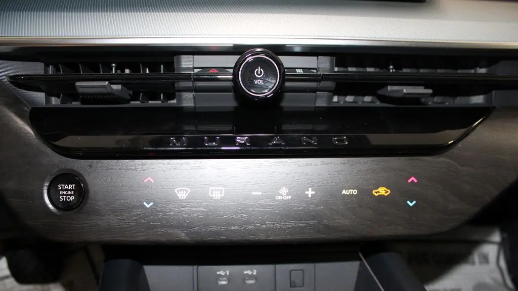 2025 Nissan Murano SL