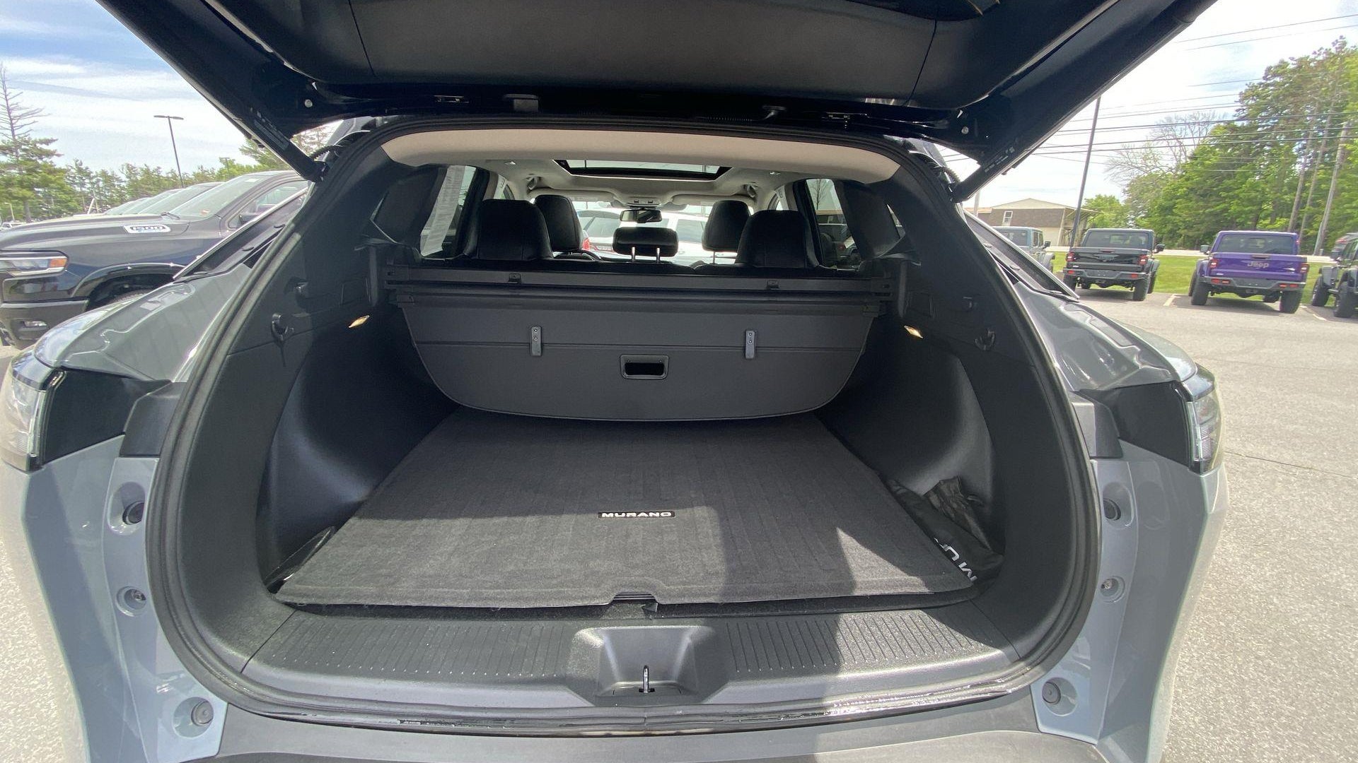 2025 Nissan Murano SL