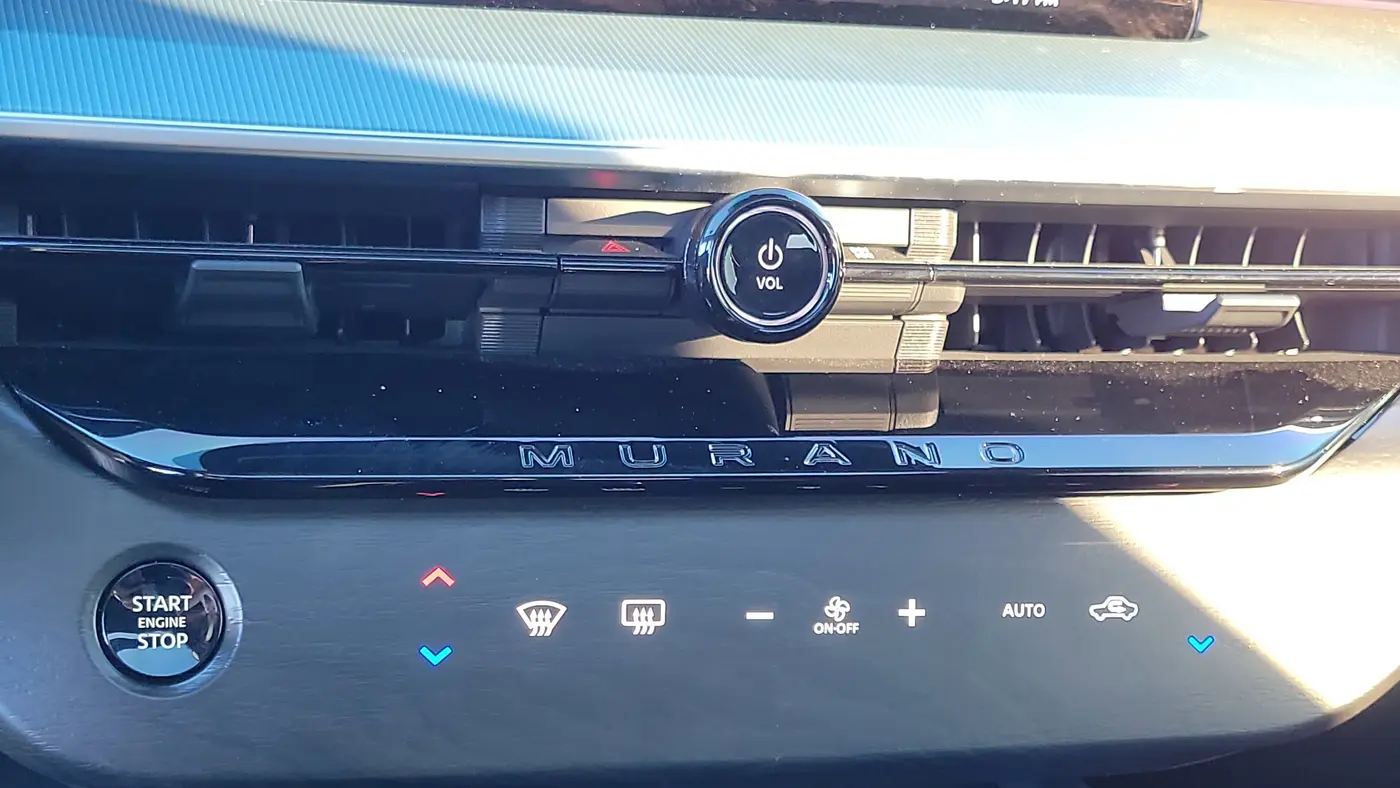 2025 Nissan Murano SL
