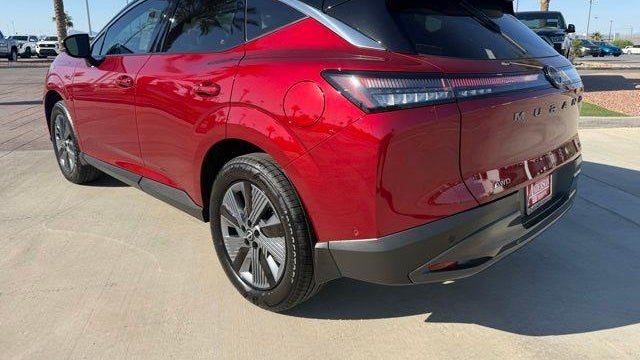 2025 Nissan Murano SL
