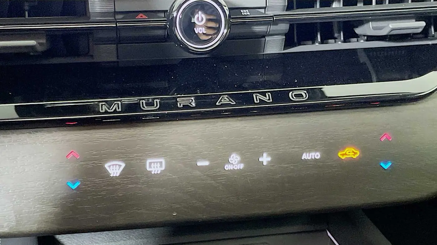 2025 Nissan Murano SL