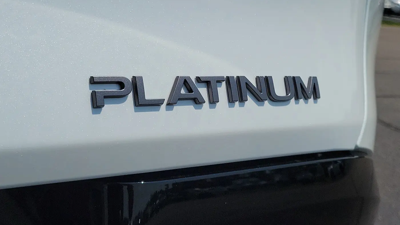 2025 Nissan Murano Platinum