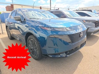 2025 Nissan Murano with Aurora Blue Pearl Metallic Exterior