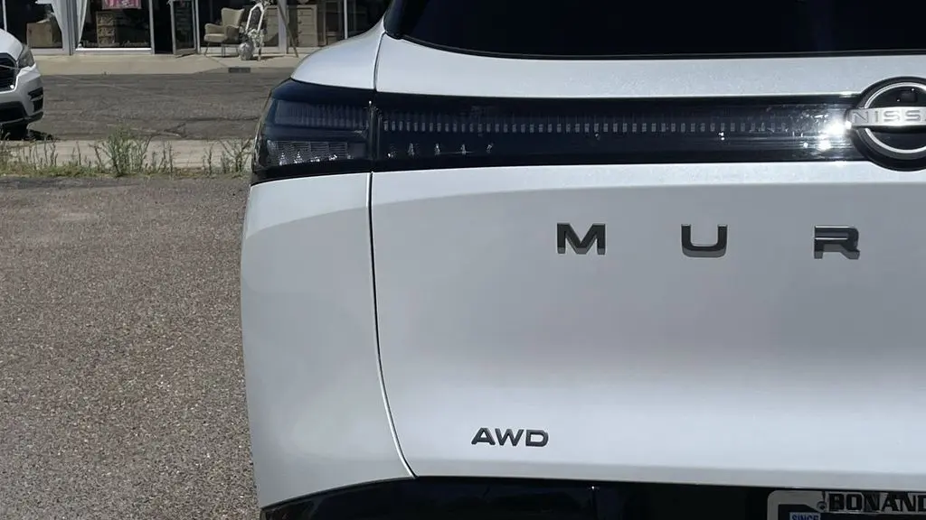 2025 Nissan Murano Platinum