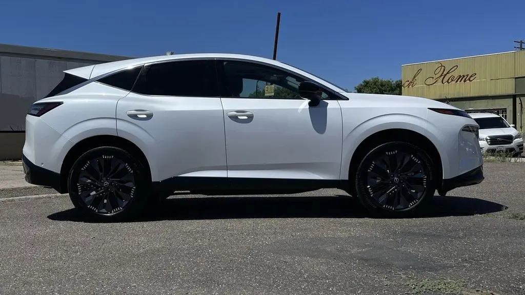 2025 Nissan Murano Platinum