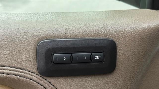 2015 Nissan Armada Platinum