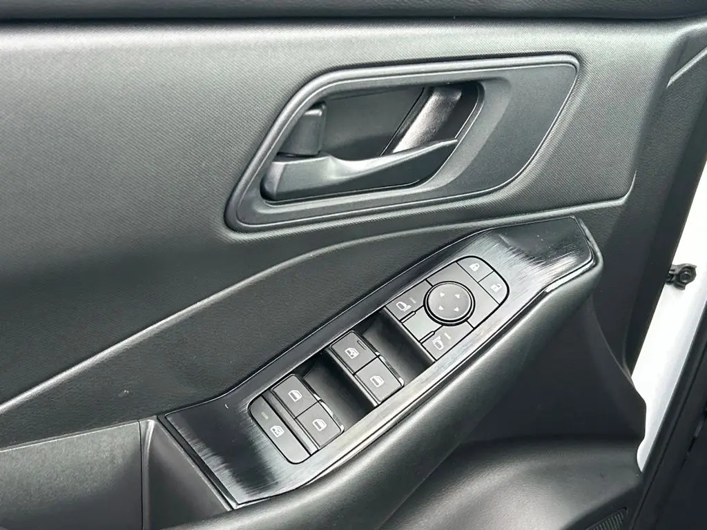 2025 Nissan Rogue - $23,860