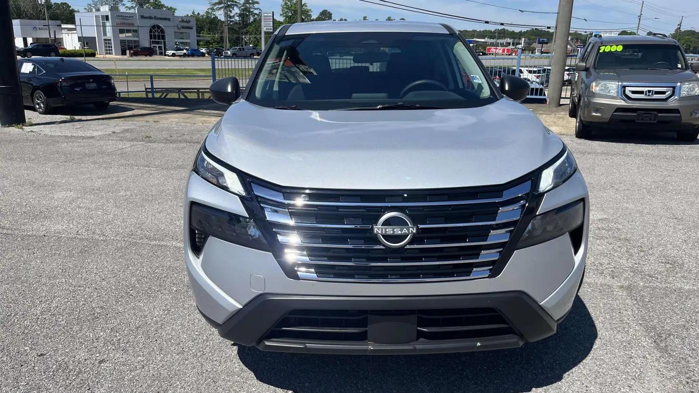 2025 Nissan Rogue S