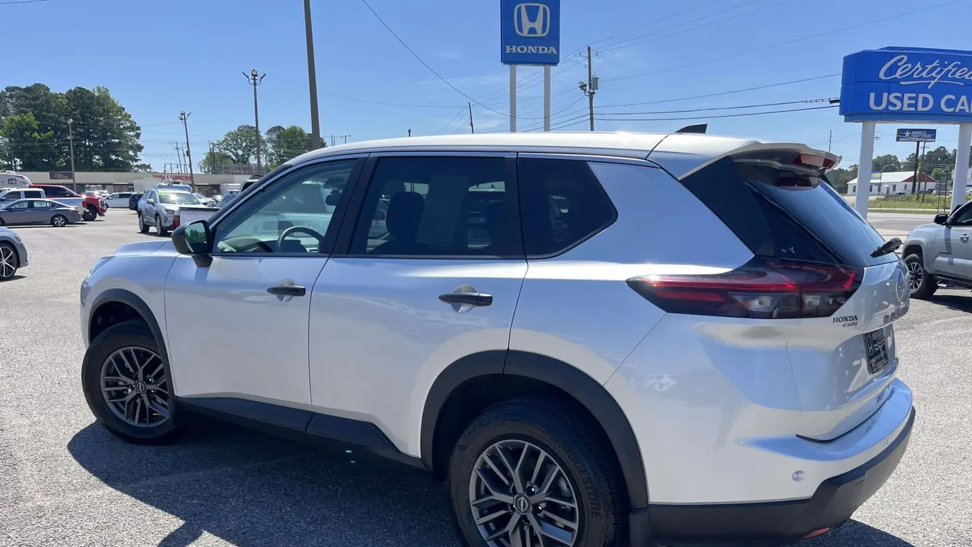2025 Nissan Rogue S
