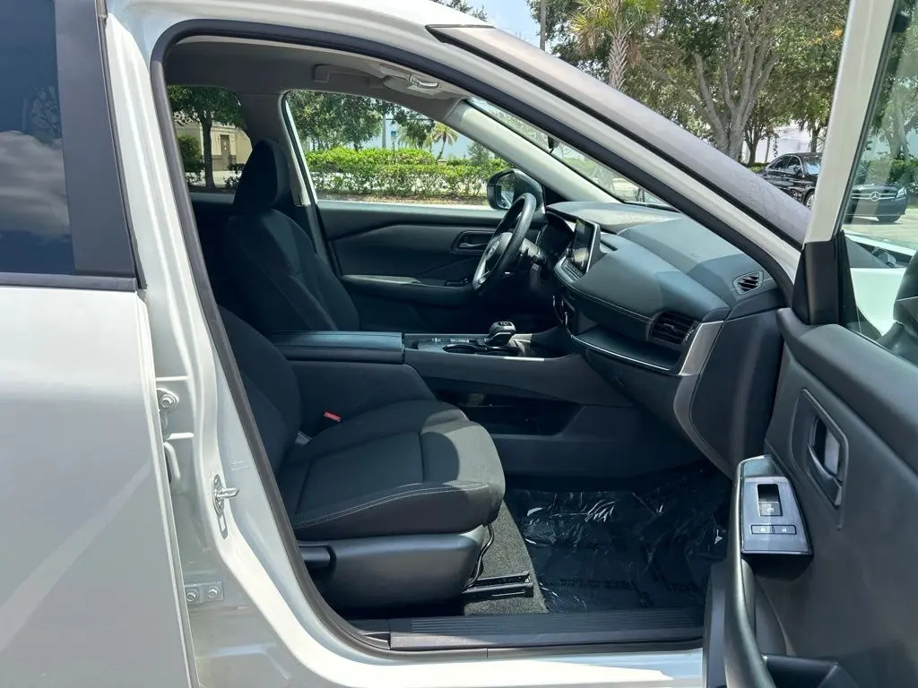 2024 Nissan Rogue - $19,104