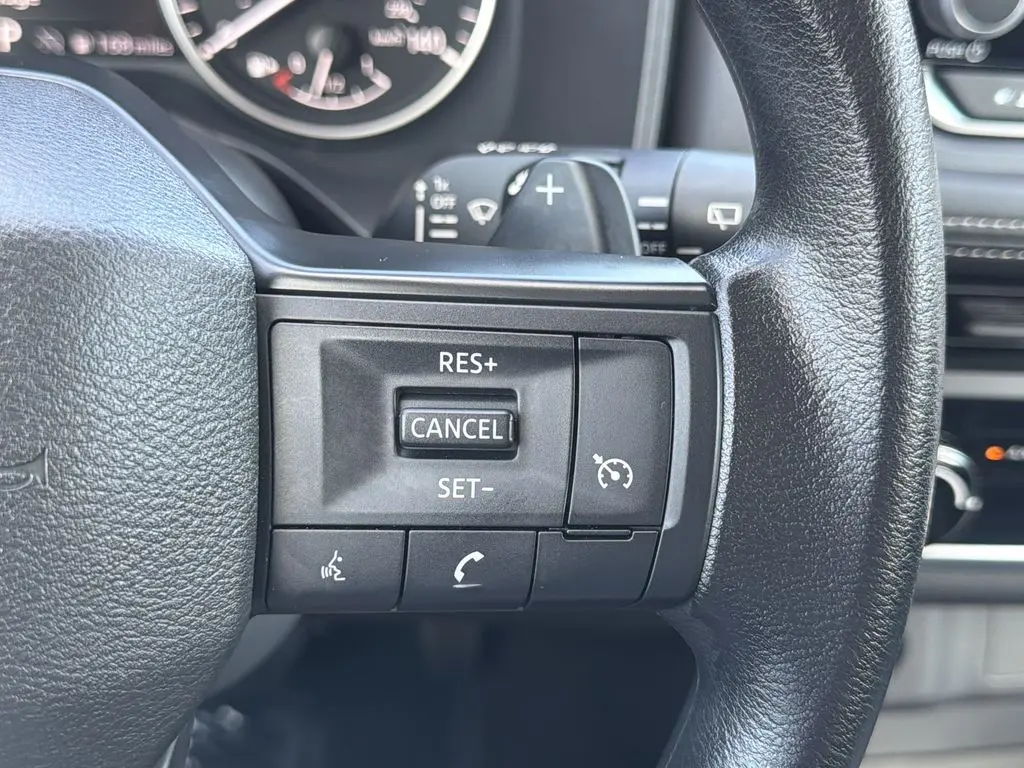 2026 Nissan Rogue - $27,999