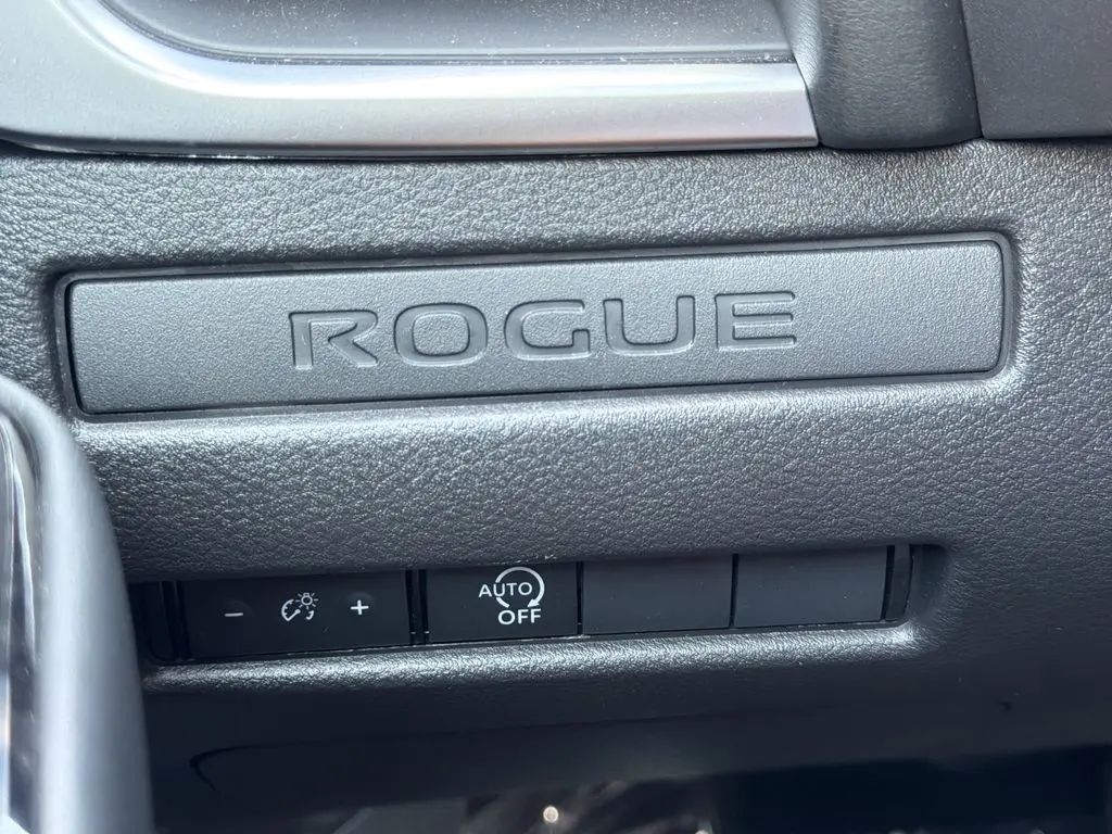 2026 Nissan Rogue - $27,999