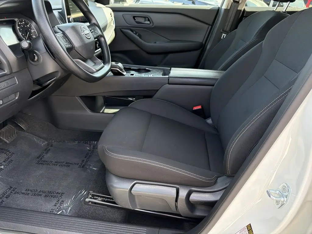 2026 Nissan Rogue - $27,999