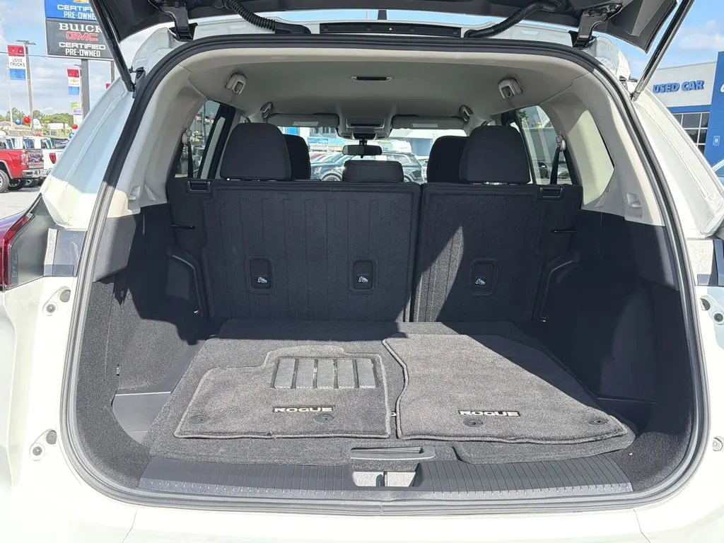 2026 Nissan Rogue - $27,999