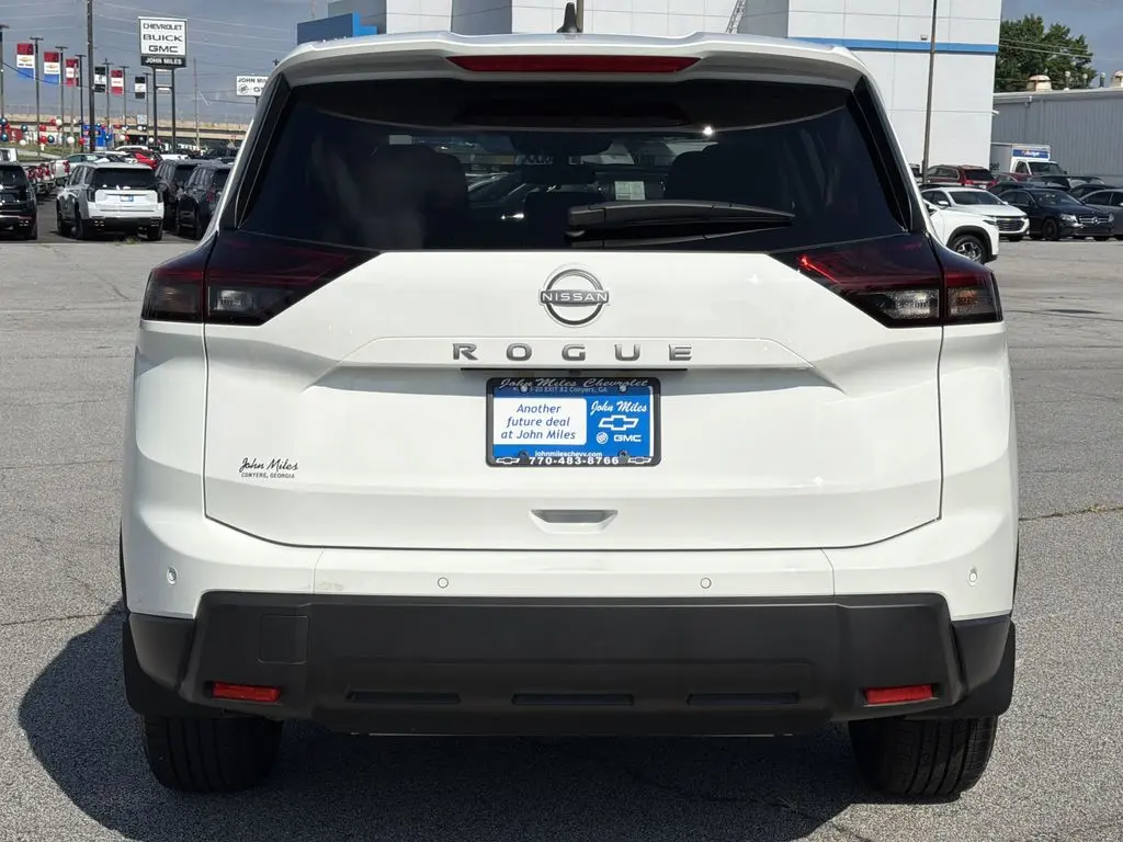 2026 Nissan Rogue - $27,999