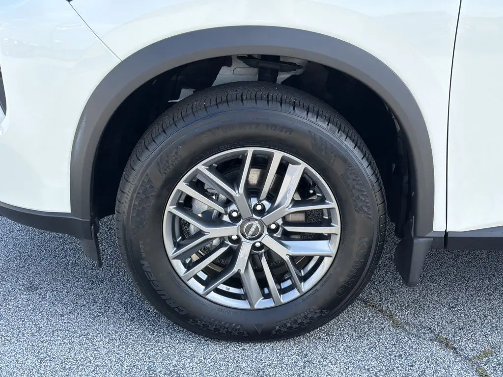 2026 Nissan Rogue - $27,999