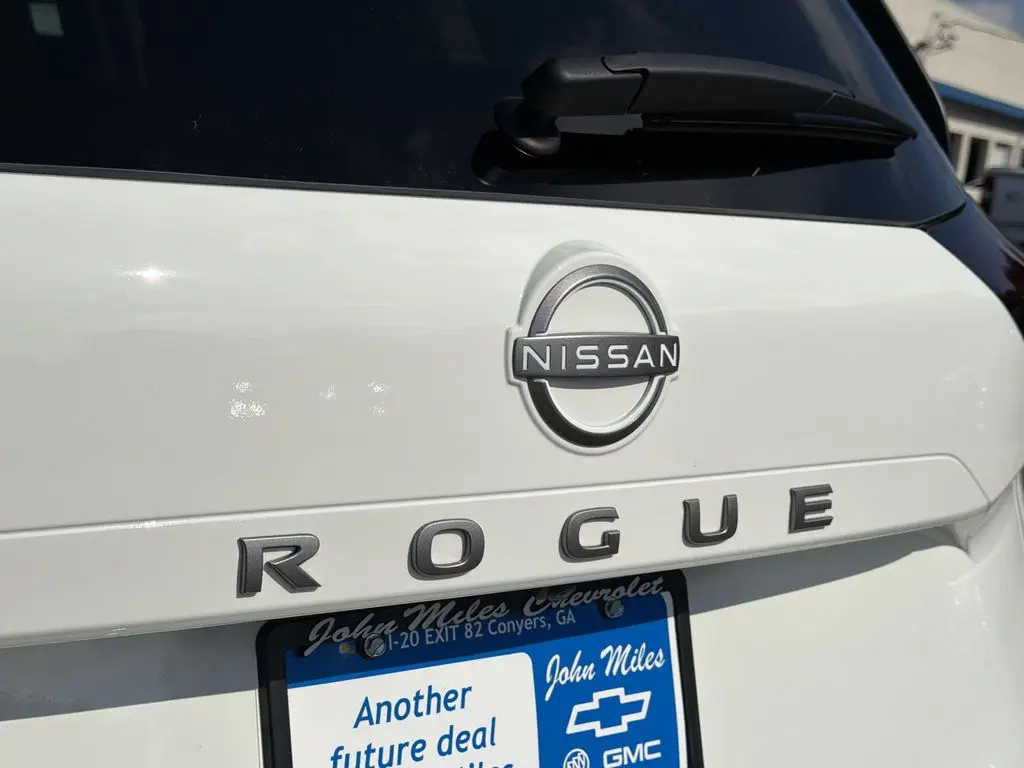 2026 Nissan Rogue - $27,999