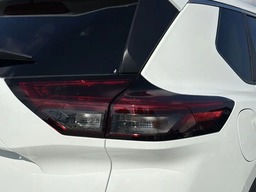 2026 Nissan Rogue - $27,999