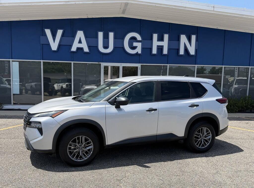 2024 Nissan Rogue - $18,798