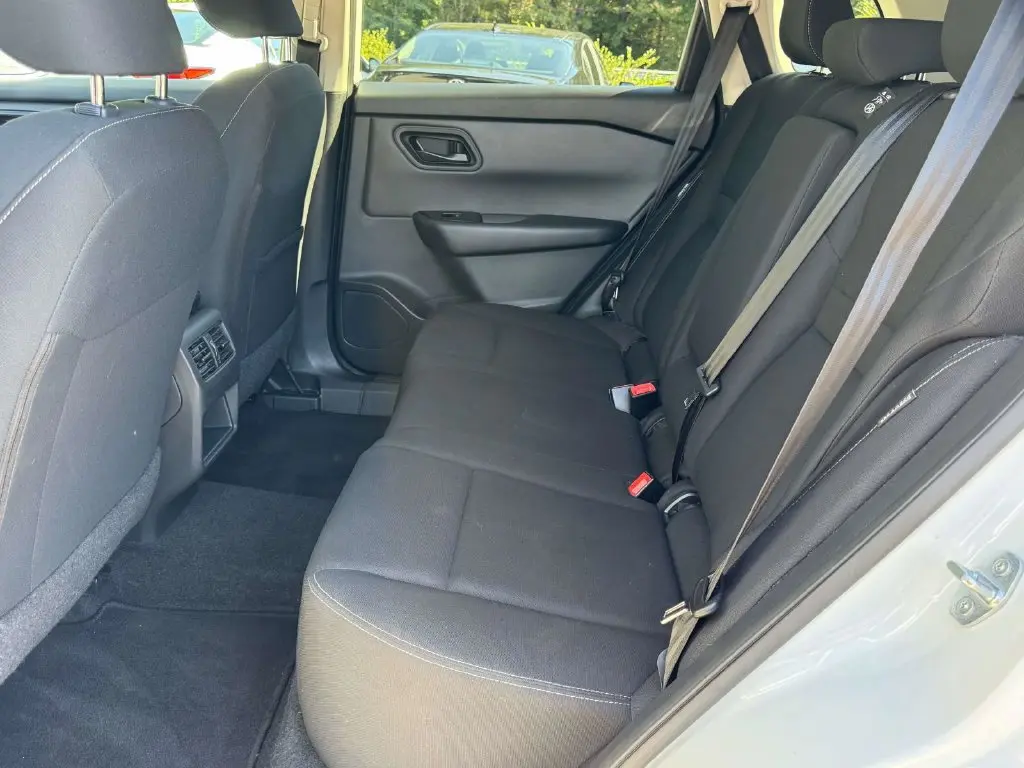 2024 Nissan Rogue - $19,250