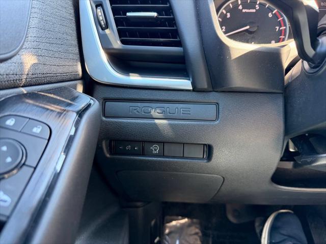 2023 Nissan Rogue - $14,000
