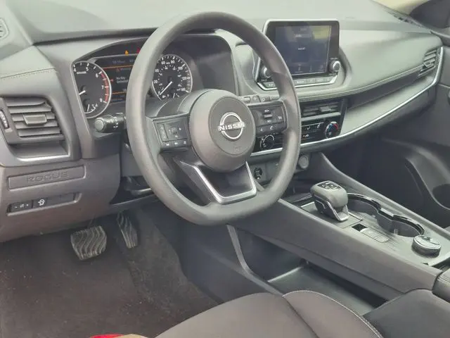 2024 Nissan Rogue - $20,650