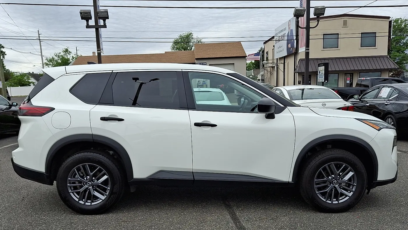 2024 Nissan Rogue S