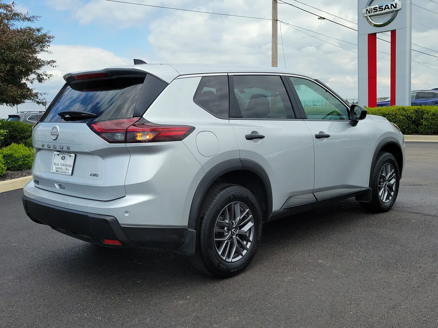 2025 Nissan Rogue - $24,883