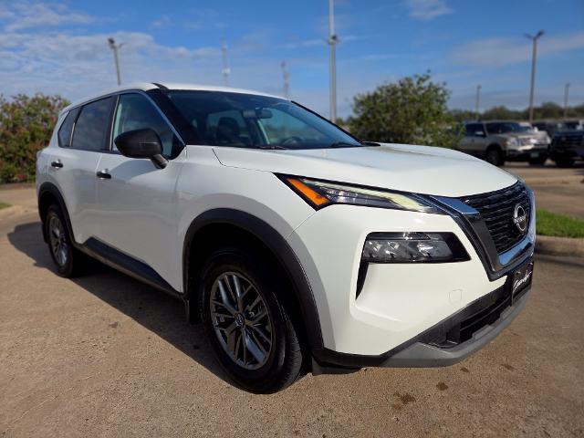 2022 Nissan Rogue - $18,137
