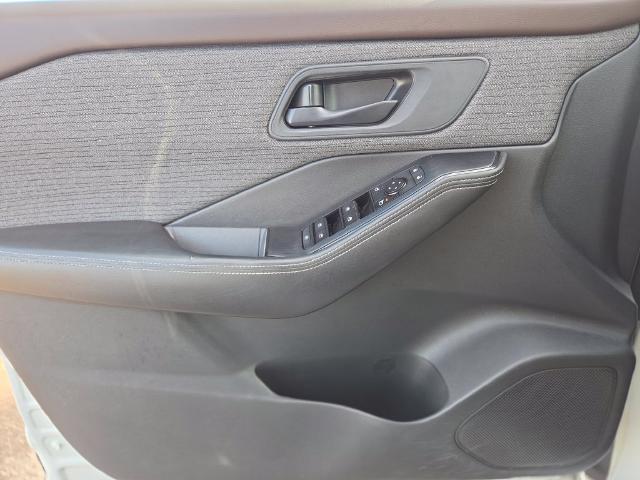 2022 Nissan Rogue - $18,137