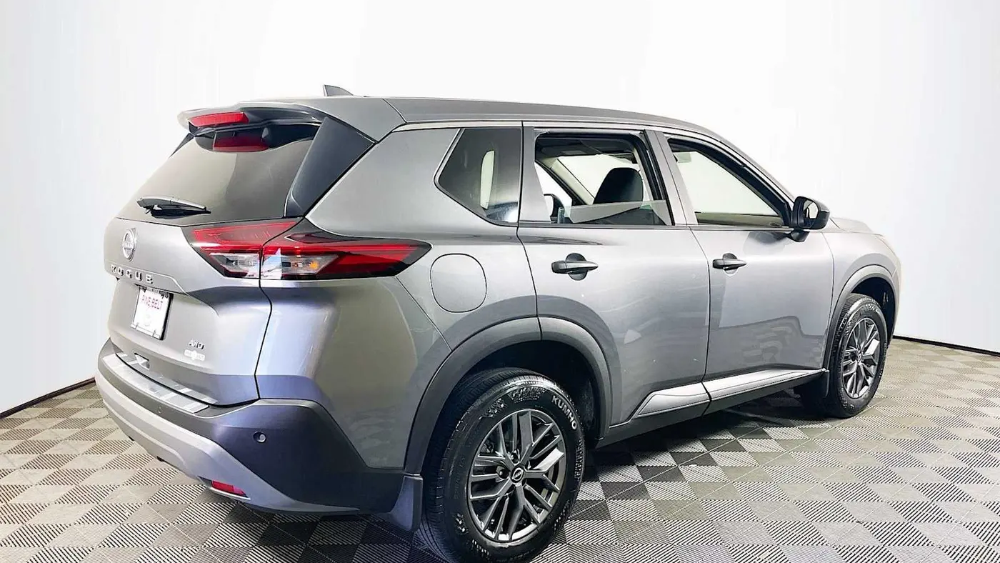 2023 Nissan Rogue S