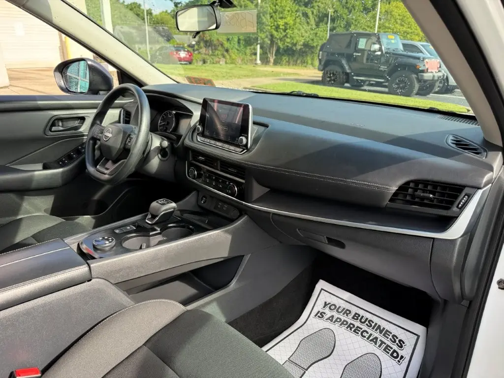 2025 Nissan Rogue - $23,996