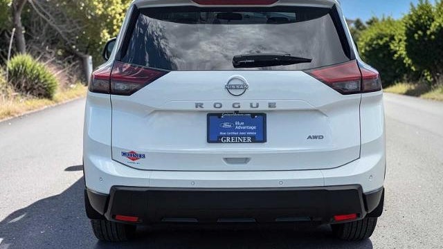 2025 Nissan Rogue S