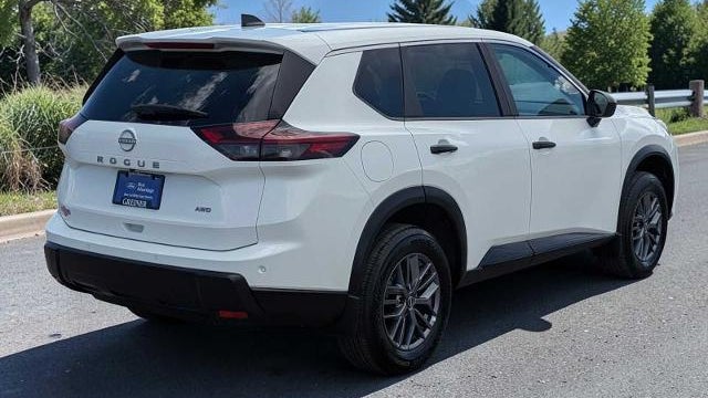 2025 Nissan Rogue S