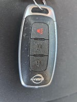 2023 Rogue Thumbnail 40