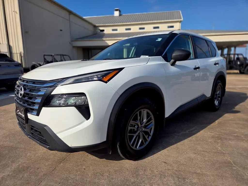 2024 Nissan Rogue - $17,707