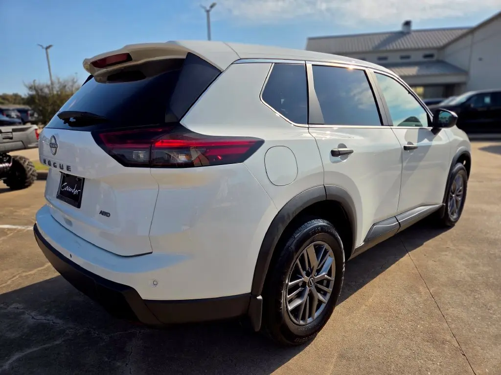2024 Nissan Rogue - $17,707